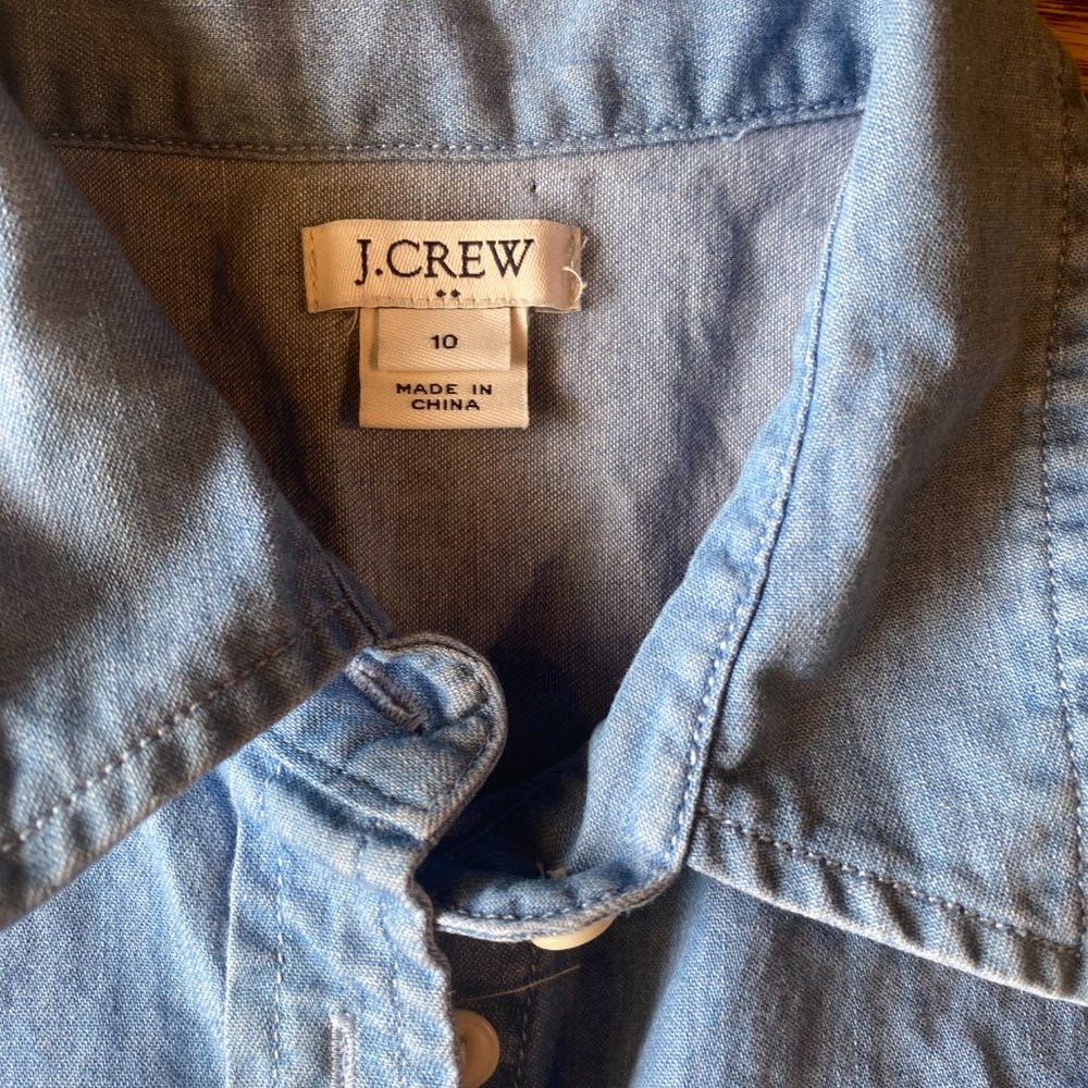 J.Crew Sleeveless Chambray Button Up With Tie Bot… - image 4
